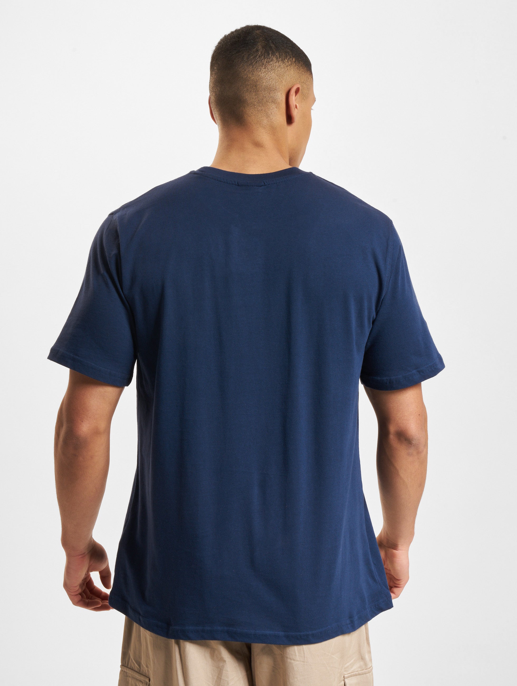 Fehervar Enthroners Essential T-Shirt