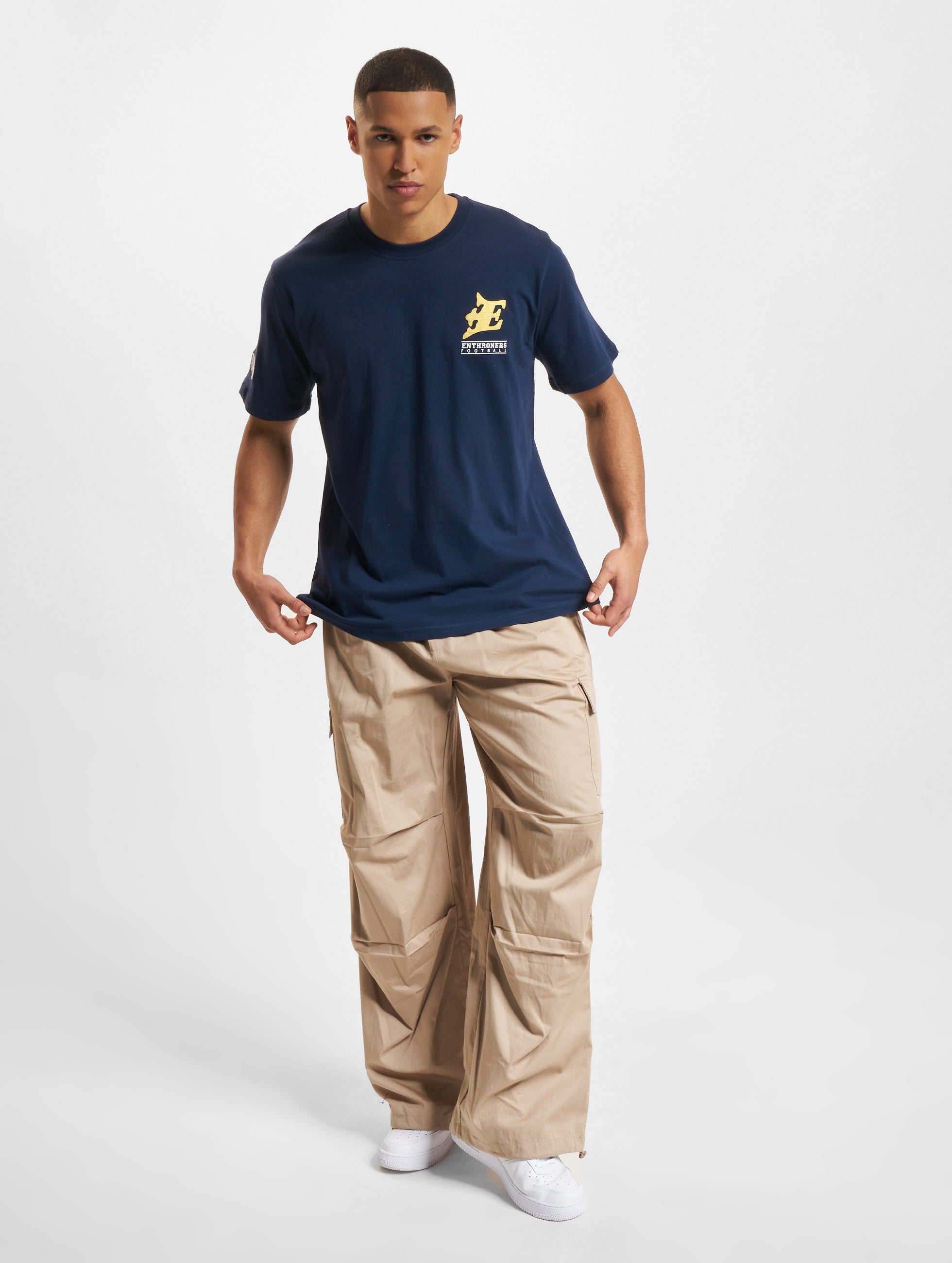 Fehervar Enthroners Essential T-Shirt