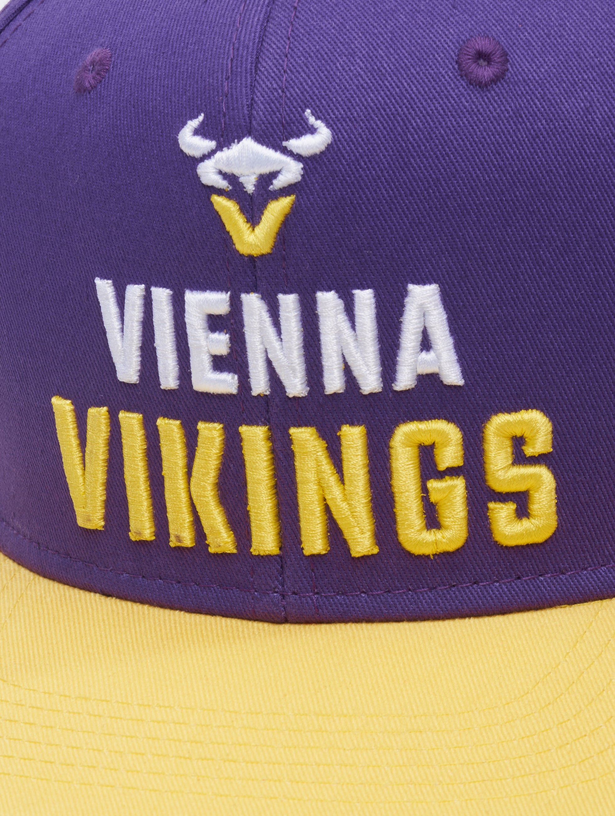 Vienna Vikings Contrast Snapback Cap