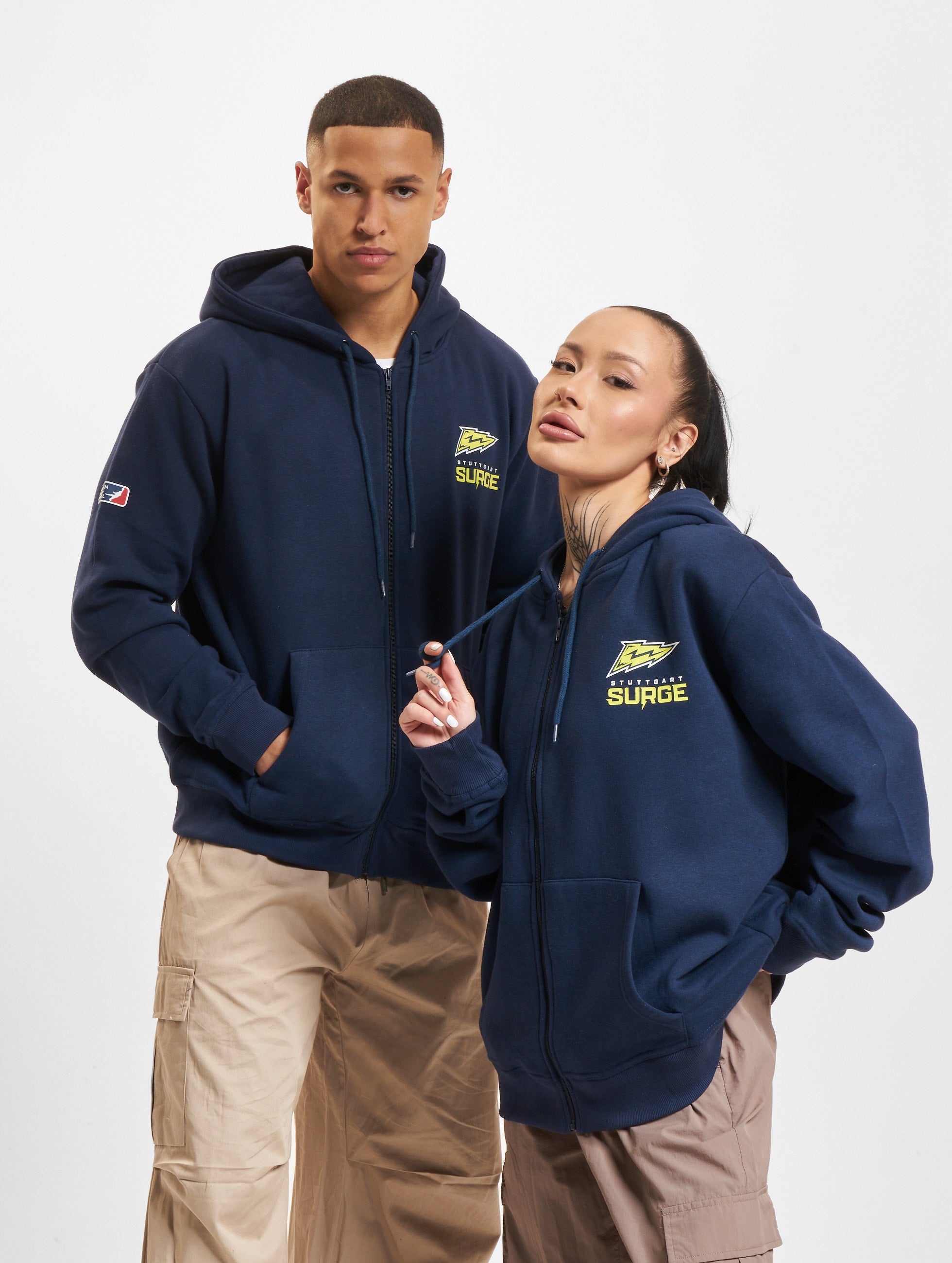 Stuttgart Surge Zipper